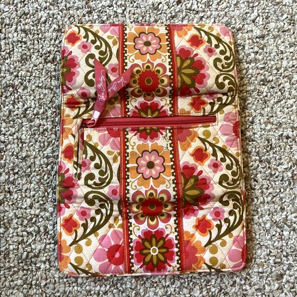 Vera Bradley Folkloric Quilted Wallet Floral Colorful Pink Retired Magnetic - Picture 6 of 10